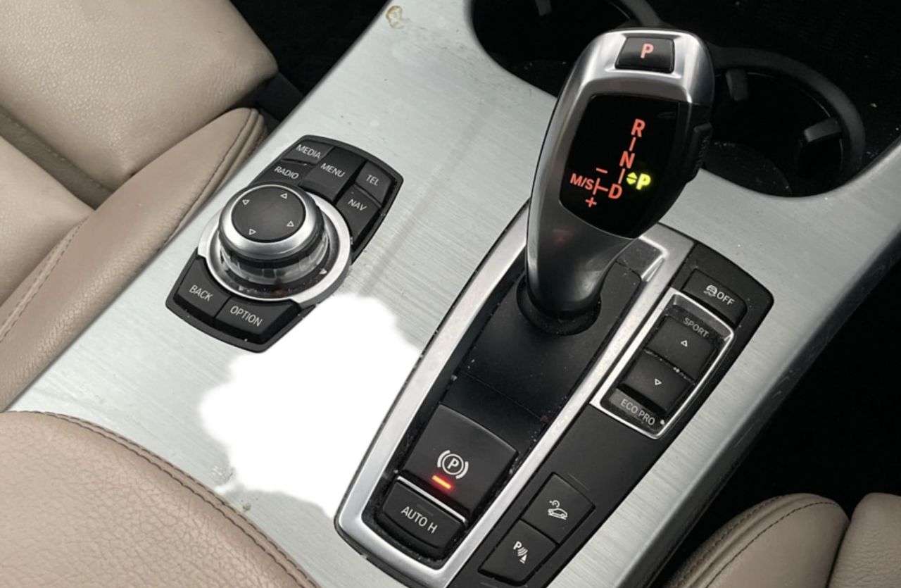 A 2013 BMW X3 2.0 20d M Sport SUV 5dr Diesel Auto xDrive Euro 5 (s/s) (184 ps) BMW PROFES A 2013 BMW X3 2.0 20d M Sport SUV 5dr Diesel Auto xDrive Euro 5 (s/s) (184 ps) BMW PROFES