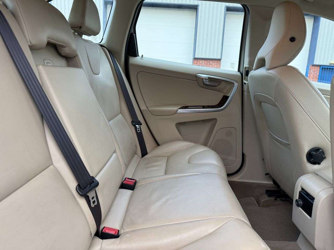 2014 VOLVO XC60 2014 VOLVO XC60