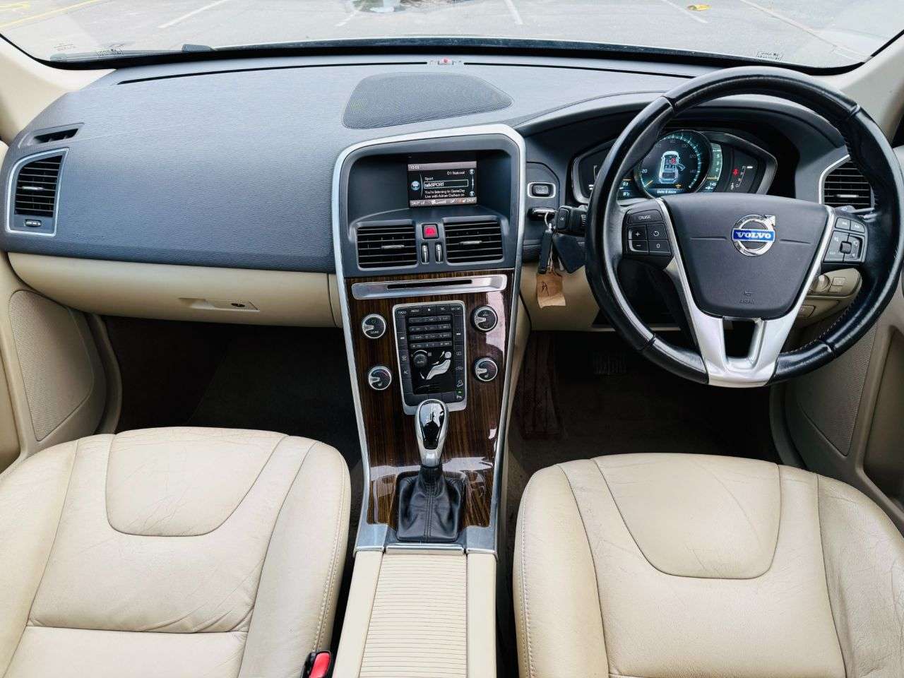 2014 VOLVO XC60 2014 VOLVO XC60