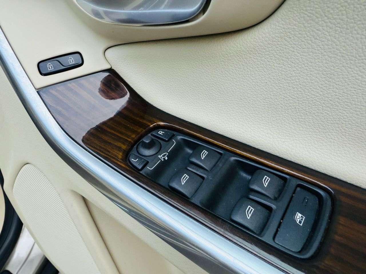 2014 VOLVO XC60 2014 VOLVO XC60