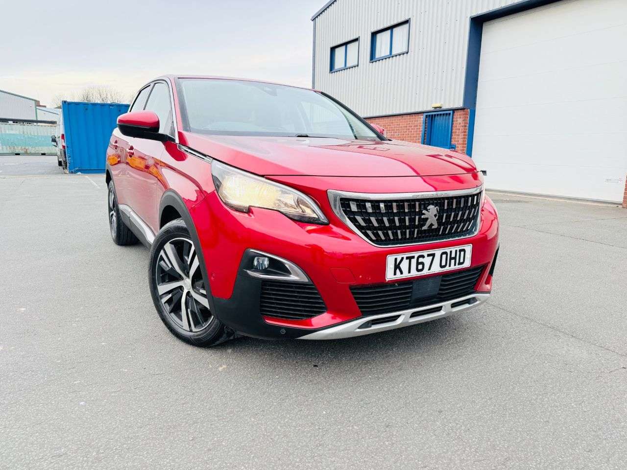 A 2018 PEUGEOT 3008 1.6 BlueHDi Allure SUV 5dr Diesel EAT Euro 6 (s/s) (120 ps) FULL SERVICE HI A 2018 PEUGEOT 3008 1.6 BlueHDi Allure SUV 5dr Diesel EAT Euro 6 (s/s) (120 ps) FULL SERVICE HI