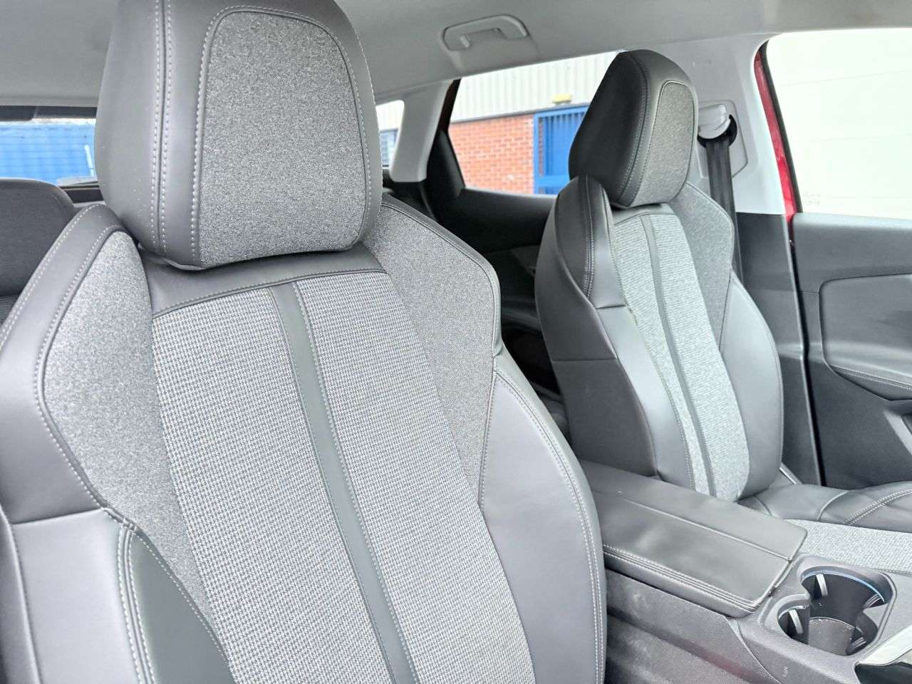 2018 PEUGEOT 3008 2018 PEUGEOT 3008