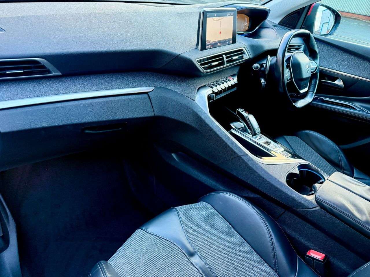 2018 PEUGEOT 3008 2018 PEUGEOT 3008