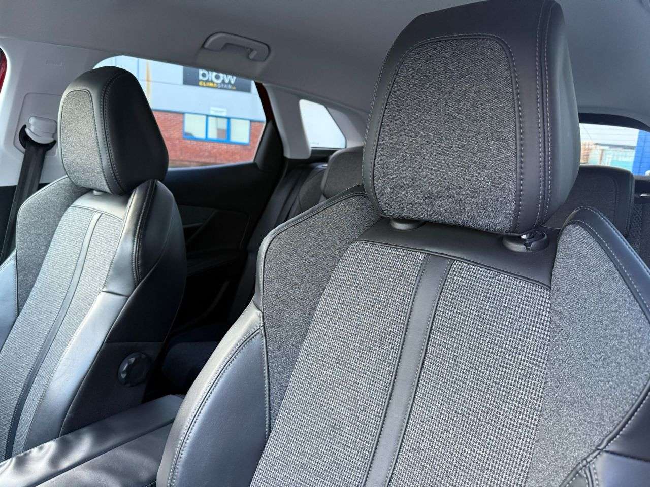 2018 PEUGEOT 3008 2018 PEUGEOT 3008