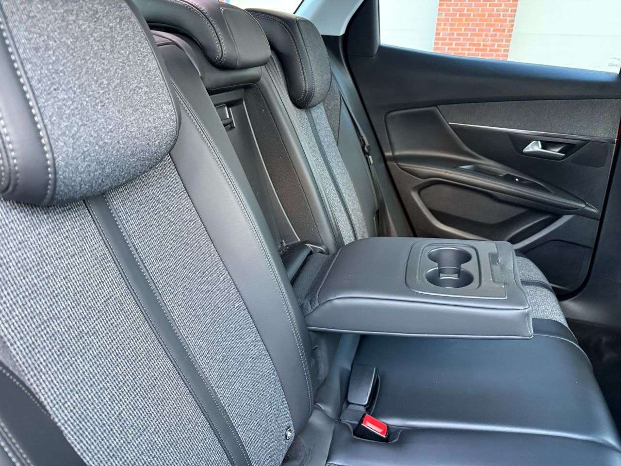 2018 PEUGEOT 3008 2018 PEUGEOT 3008