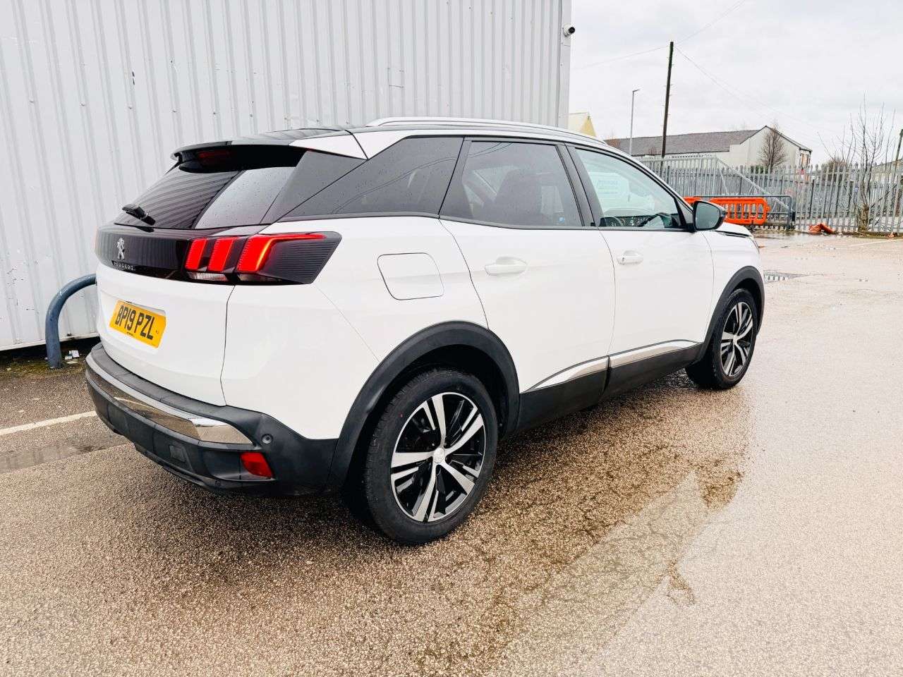 2019 PEUGEOT 3008 2019 PEUGEOT 3008