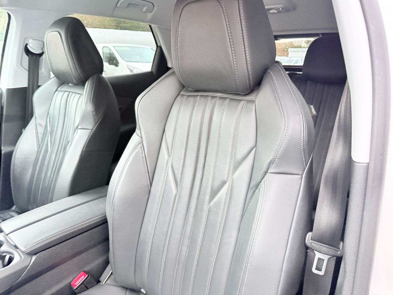 2019 PEUGEOT 3008 2019 PEUGEOT 3008