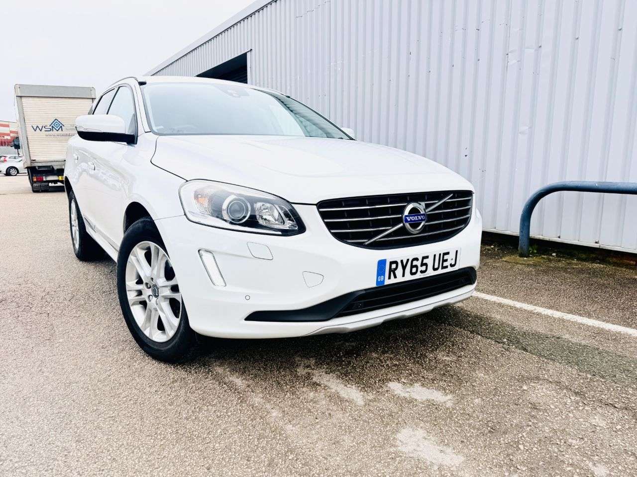 2016 VOLVO XC60 2016 VOLVO XC60