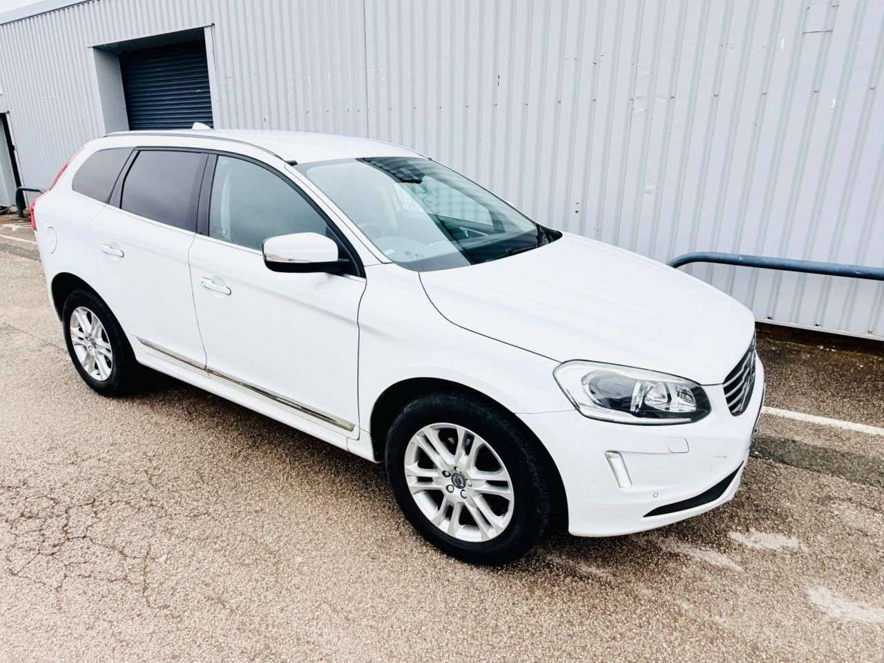 2016 VOLVO XC60 2016 VOLVO XC60