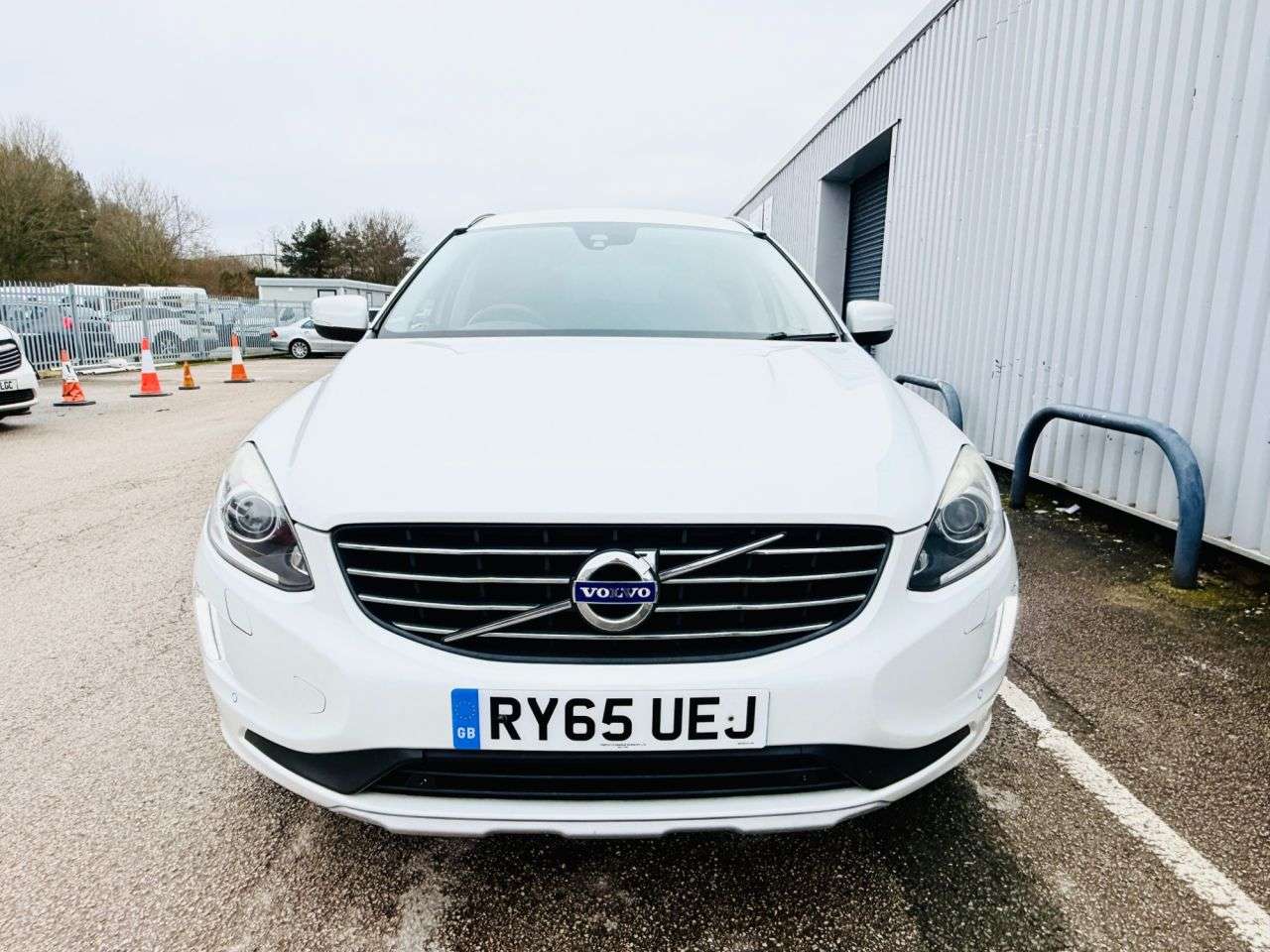 2016 VOLVO XC60 2016 VOLVO XC60