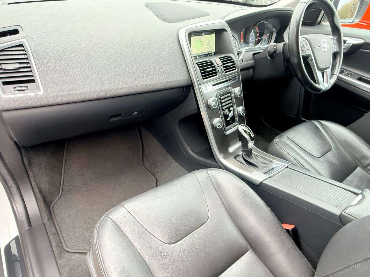 2016 VOLVO XC60 2016 VOLVO XC60