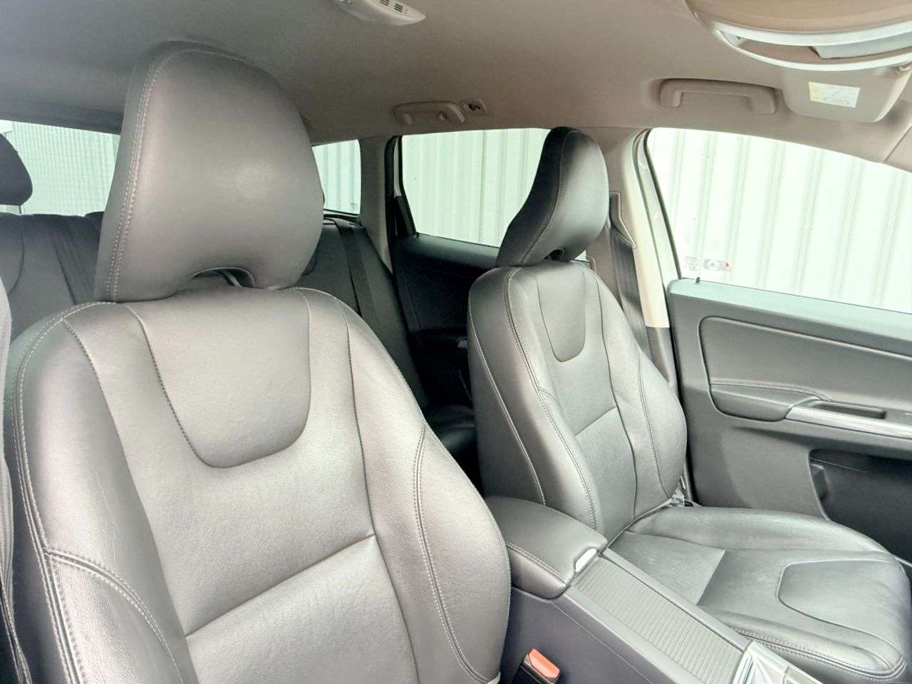 2016 VOLVO XC60 2016 VOLVO XC60