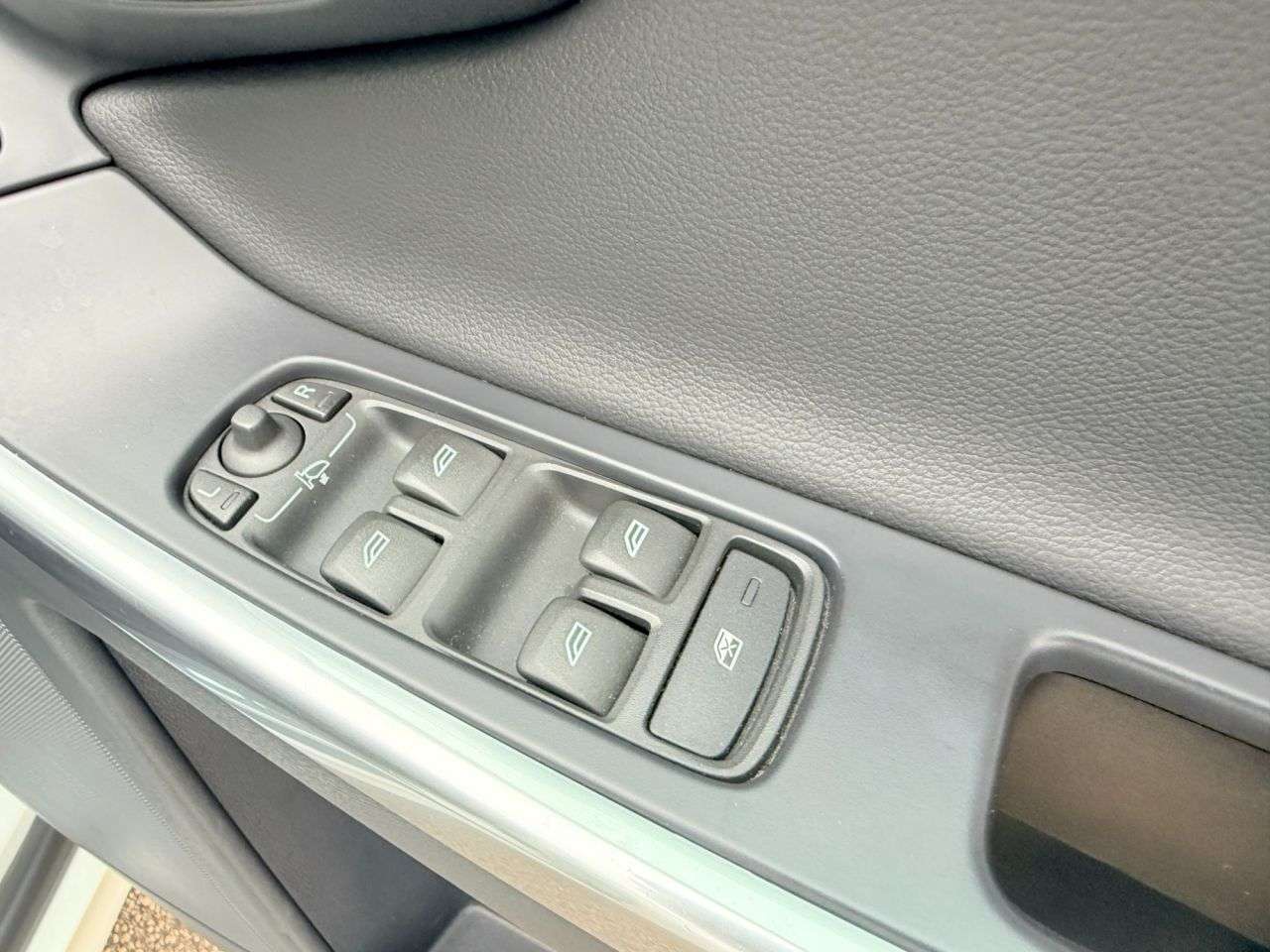 2016 VOLVO XC60 2016 VOLVO XC60