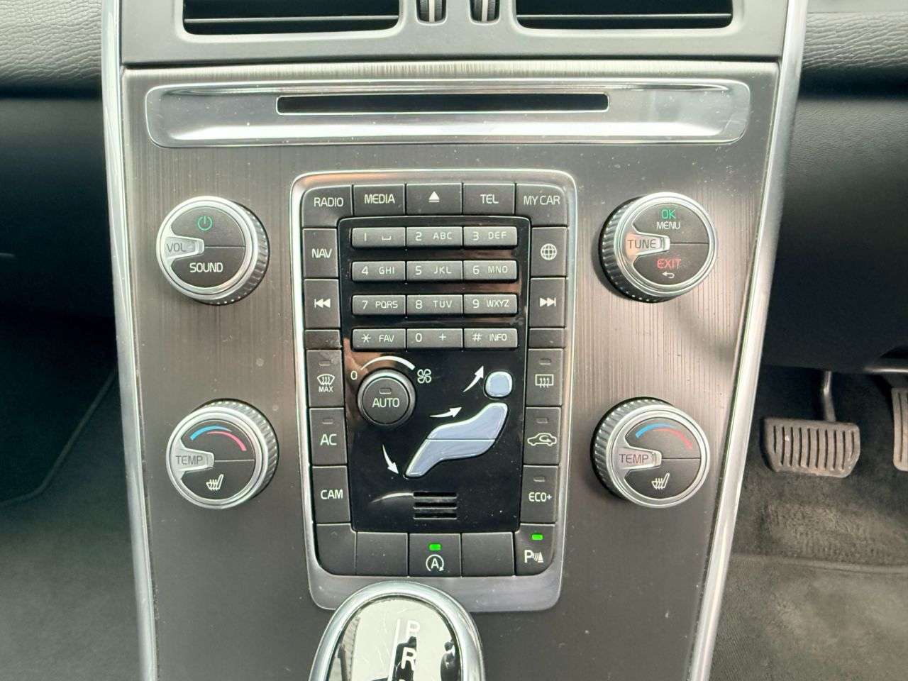 2016 VOLVO XC60 2016 VOLVO XC60