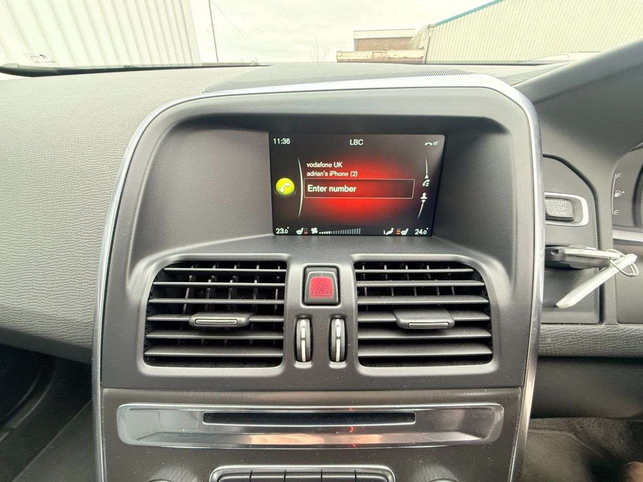 2016 VOLVO XC60 2016 VOLVO XC60