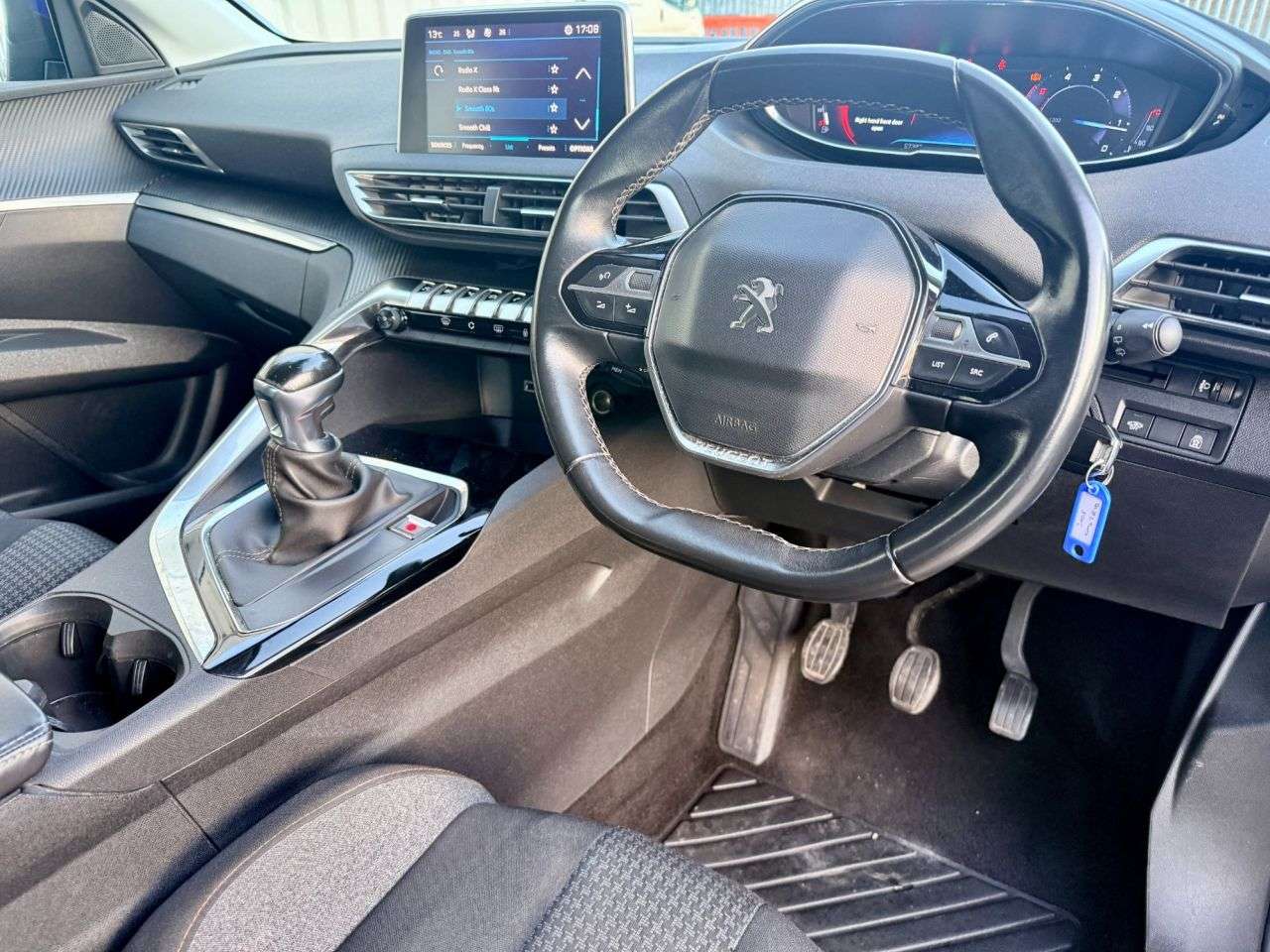 2018 PEUGEOT 3008 2018 PEUGEOT 3008
