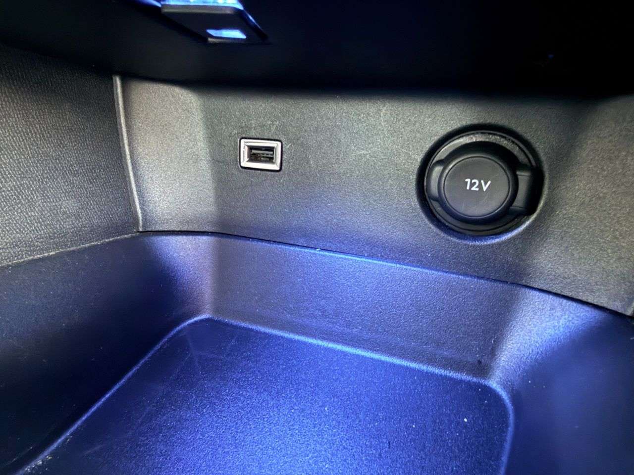 2018 PEUGEOT 3008 2018 PEUGEOT 3008