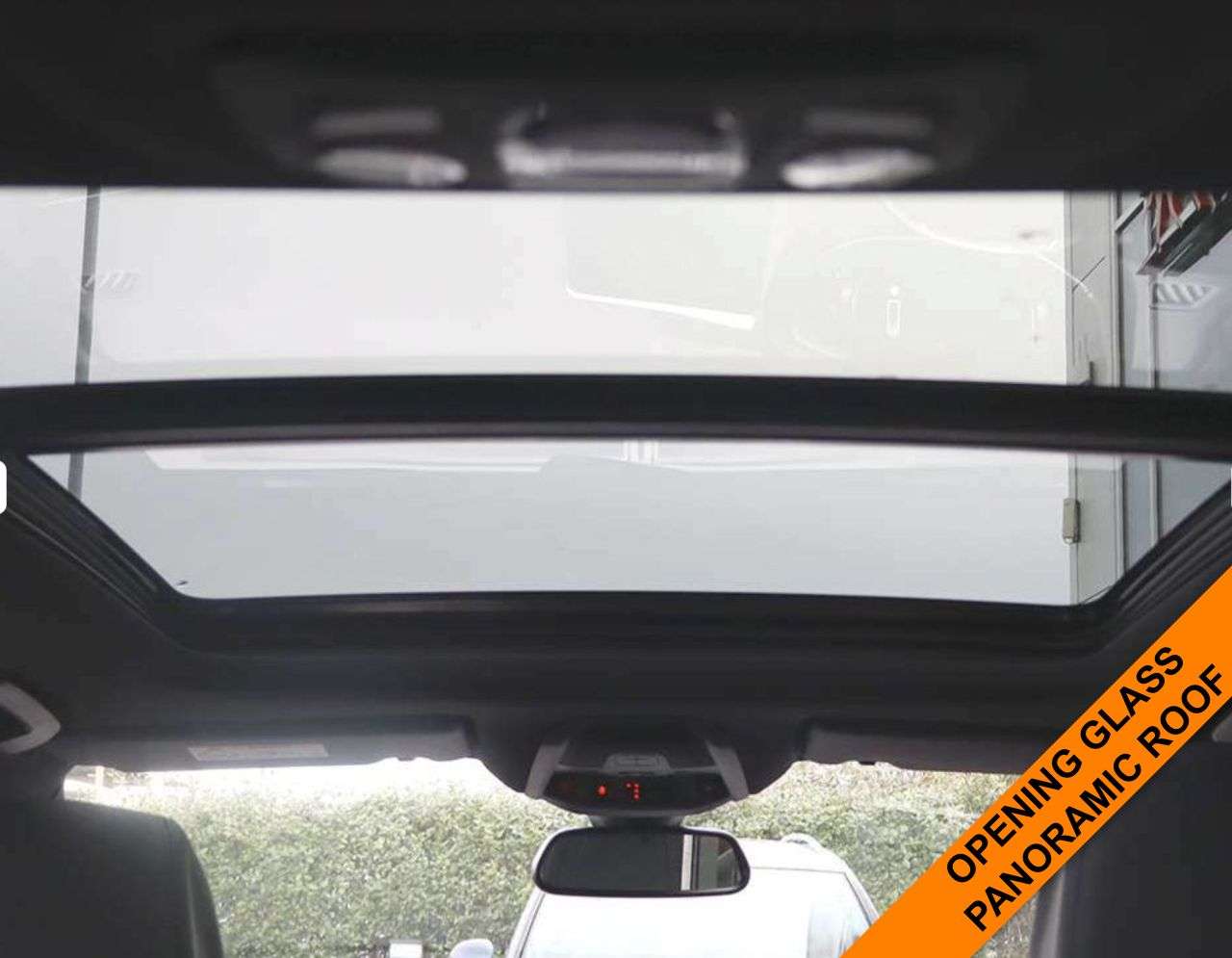 A 2018 PEUGEOT 5008 1.2 PureTech Allure SUV 5dr Petrol Manual Euro 6 (s/s) (130 ps) 1 OWNER - F A 2018 PEUGEOT 5008 1.2 PureTech Allure SUV 5dr Petrol Manual Euro 6 (s/s) (130 ps) 1 OWNER - F