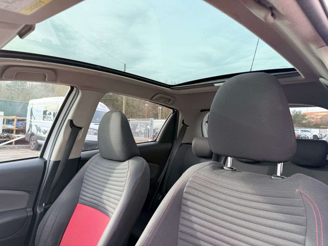 2015 TOYOTA YARIS 2015 TOYOTA YARIS