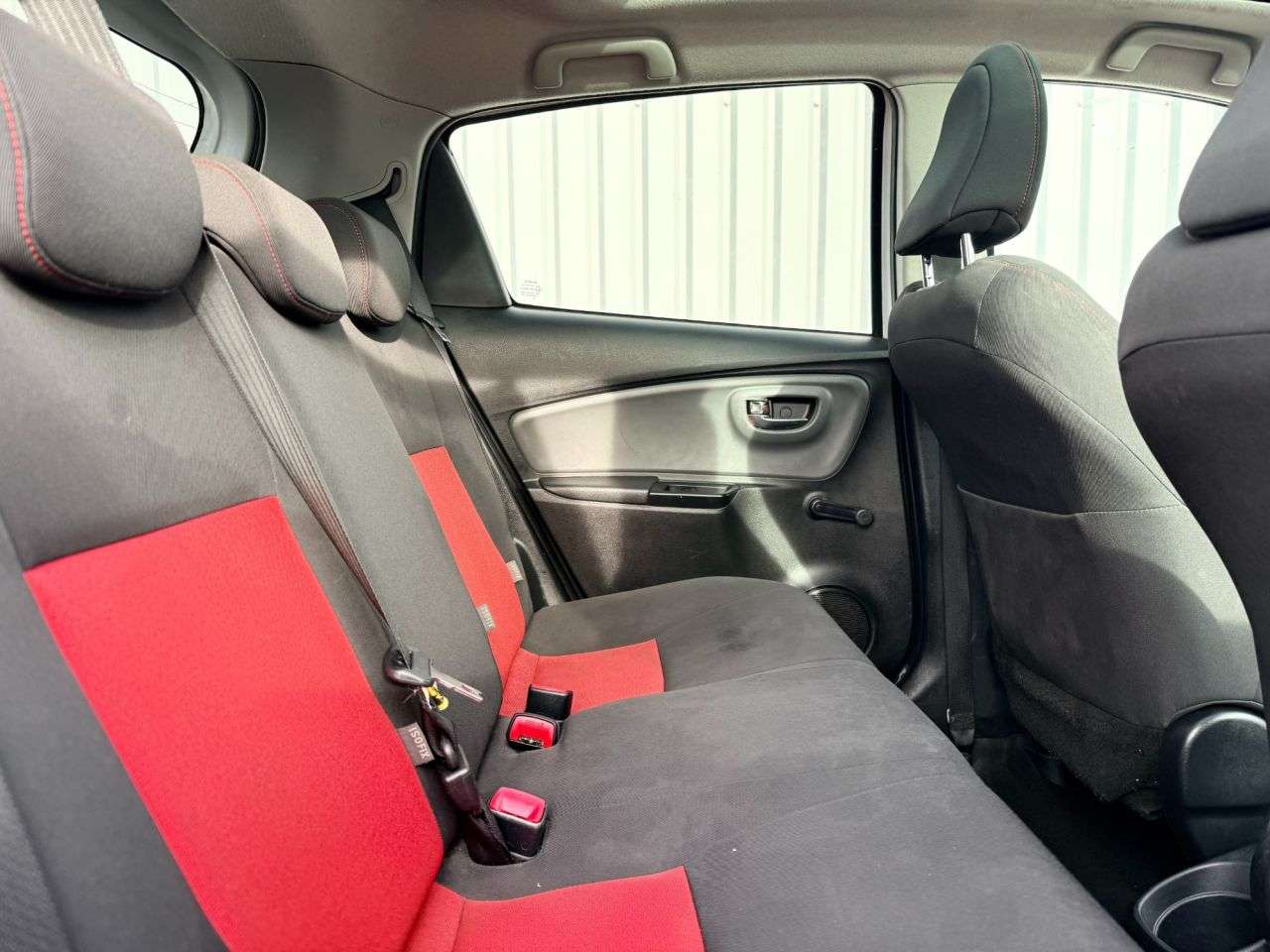 2015 TOYOTA YARIS 2015 TOYOTA YARIS