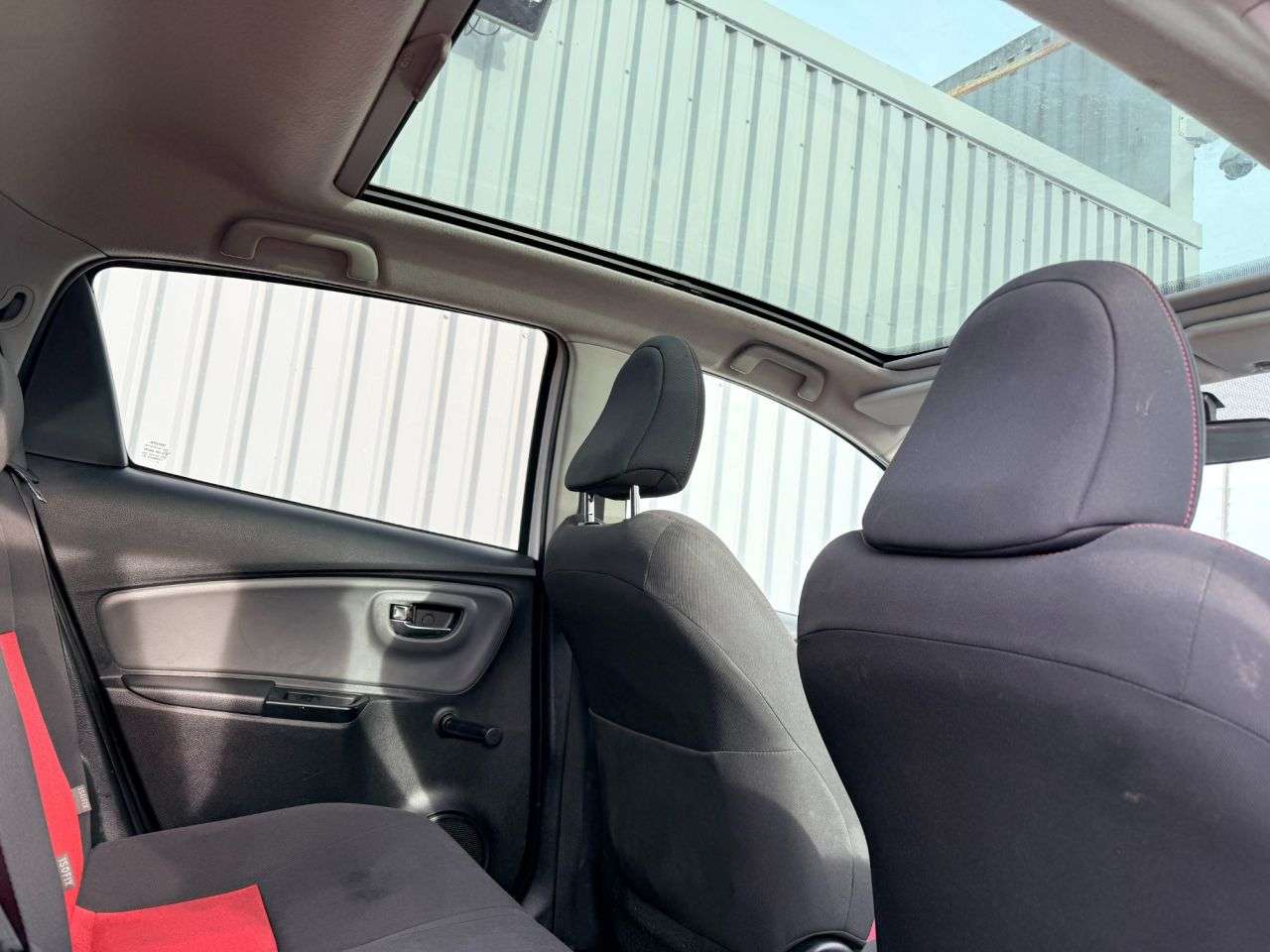 2015 TOYOTA YARIS 2015 TOYOTA YARIS