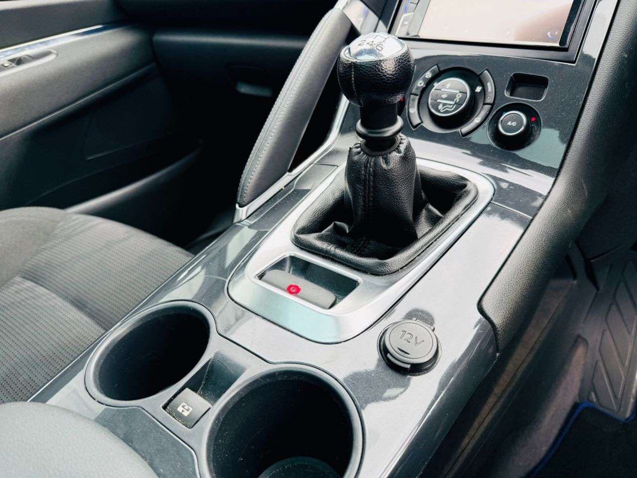 2012 PEUGEOT 3008 2012 PEUGEOT 3008