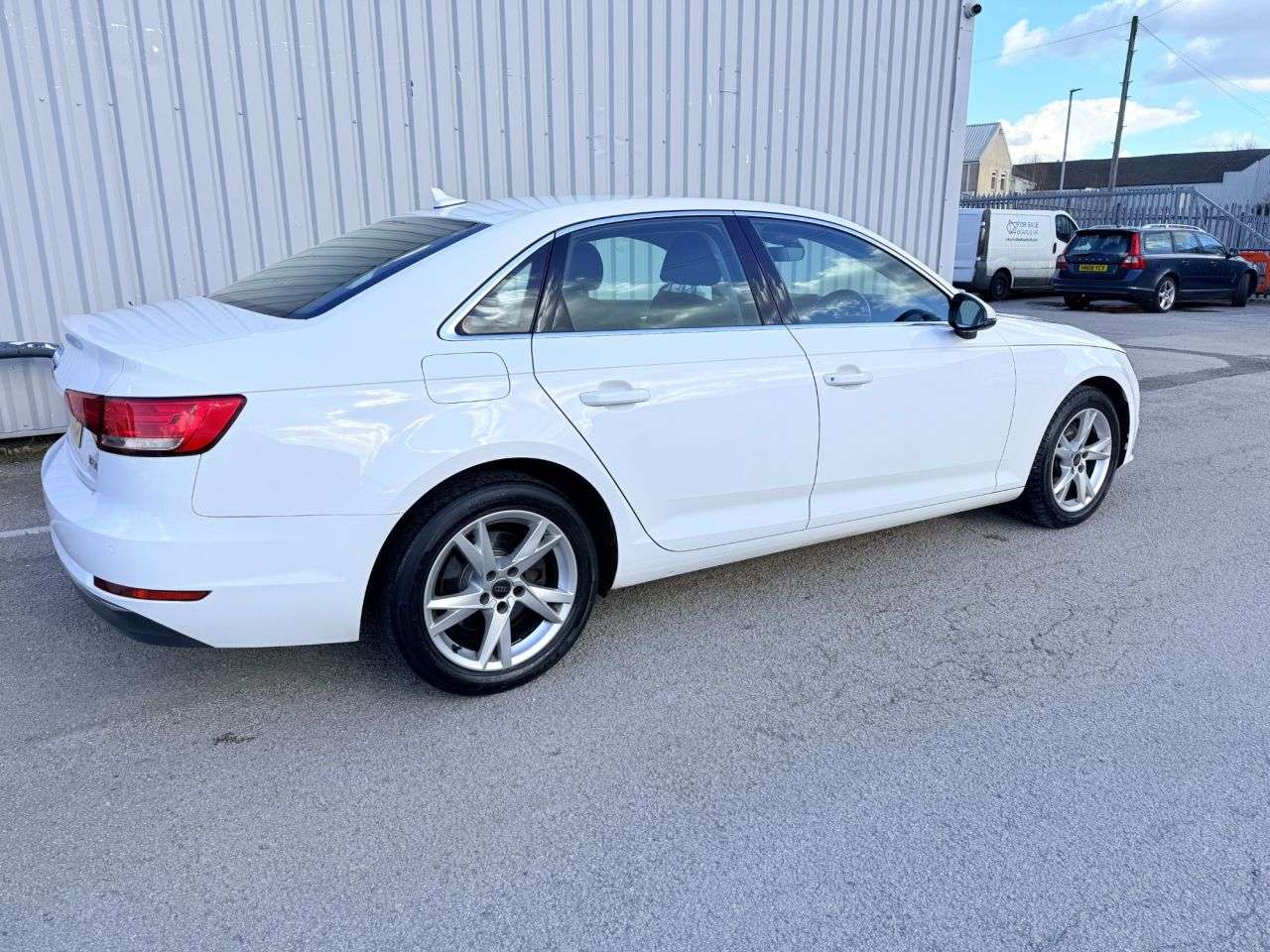 A 2016 AUDI A4 1.4 TFSI Sport Saloon 4dr Petrol Manual Euro 6 (s/s) (150 ps) 6 SERVICE STA A 2016 AUDI A4 1.4 TFSI Sport Saloon 4dr Petrol Manual Euro 6 (s/s) (150 ps) 6 SERVICE STA