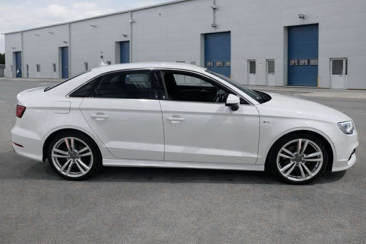 A 2016 AUDI A3 2.0 TDI S line Saloon 4dr Diesel Manual Euro 6 (s/s) (Nav) (150 ps) 12 MONT A 2016 AUDI A3 2.0 TDI S line Saloon 4dr Diesel Manual Euro 6 (s/s) (Nav) (150 ps) 12 MONT