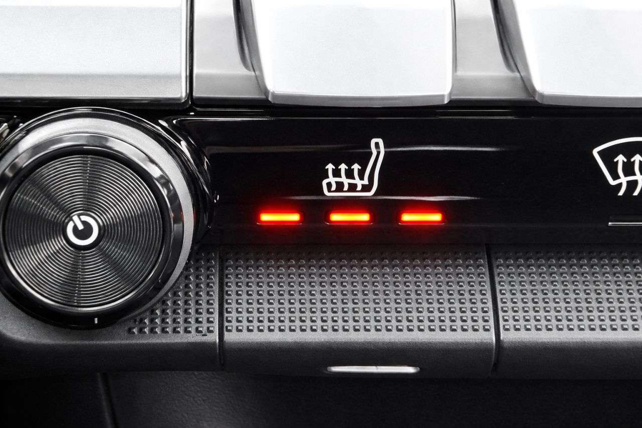 2018 PEUGEOT 3008 2018 PEUGEOT 3008