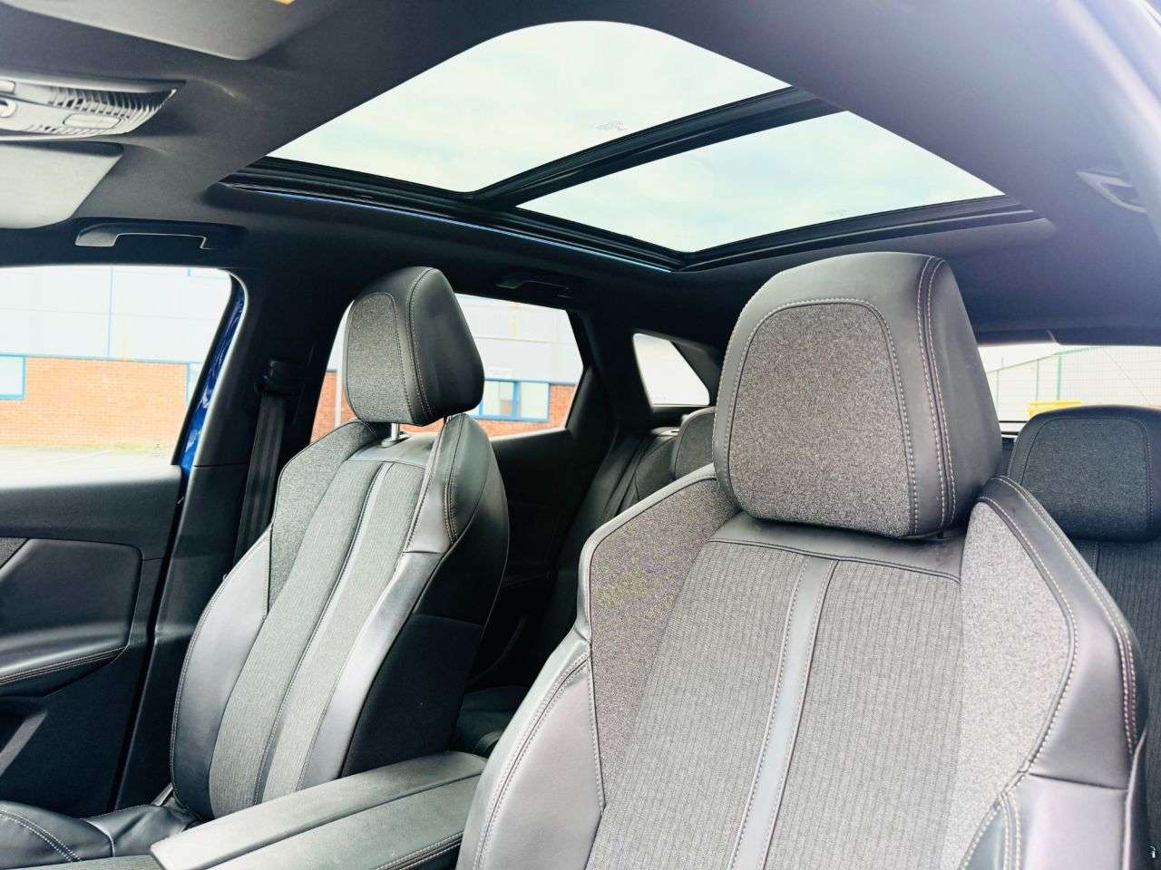 2018 PEUGEOT 3008 2018 PEUGEOT 3008