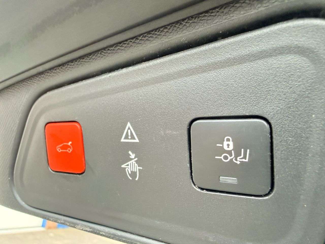 2018 PEUGEOT 3008 2018 PEUGEOT 3008