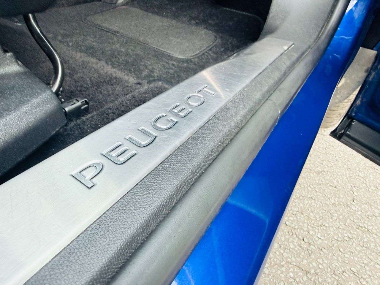 2018 PEUGEOT 3008 2018 PEUGEOT 3008