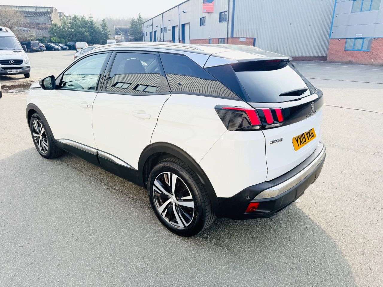 2019 PEUGEOT 3008 2019 PEUGEOT 3008
