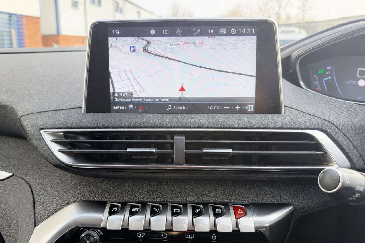 2019 PEUGEOT 3008 2019 PEUGEOT 3008