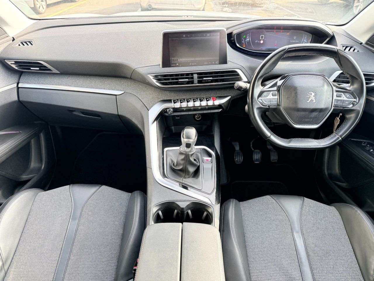 2018 PEUGEOT 3008 2018 PEUGEOT 3008