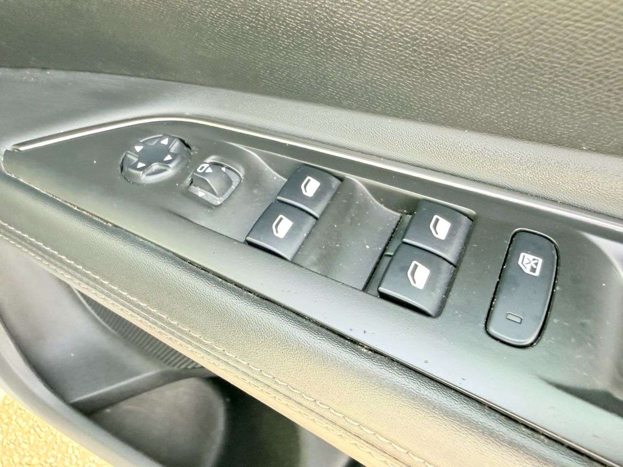 2018 PEUGEOT 3008 2018 PEUGEOT 3008