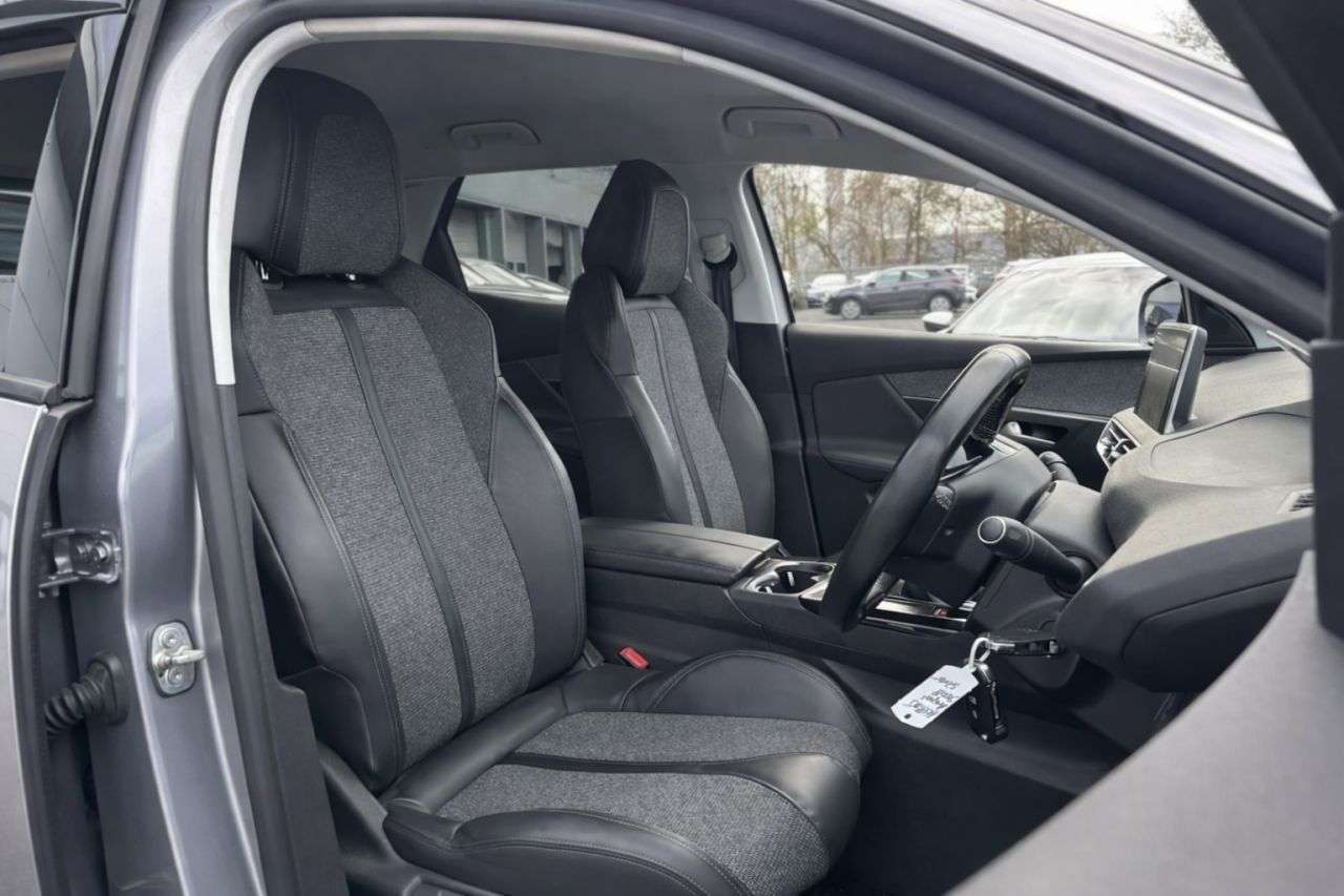 2018 PEUGEOT 3008 2018 PEUGEOT 3008