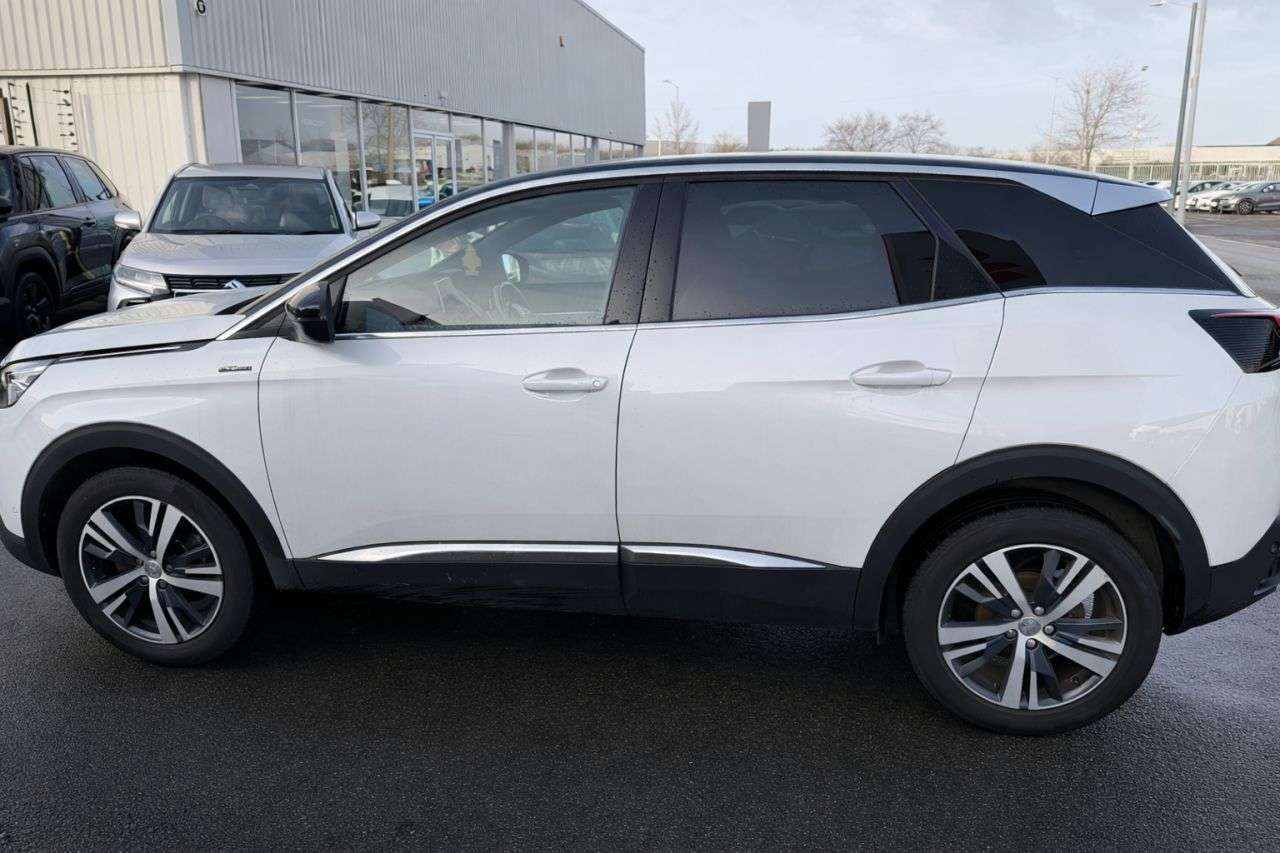 2017 PEUGEOT 3008 2017 PEUGEOT 3008