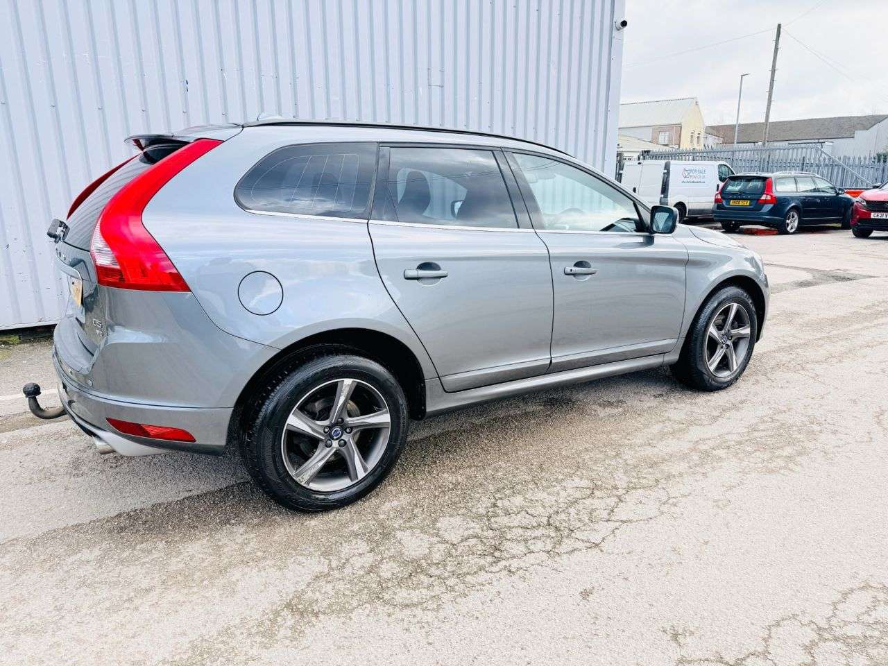 2016 VOLVO XC60 2016 VOLVO XC60