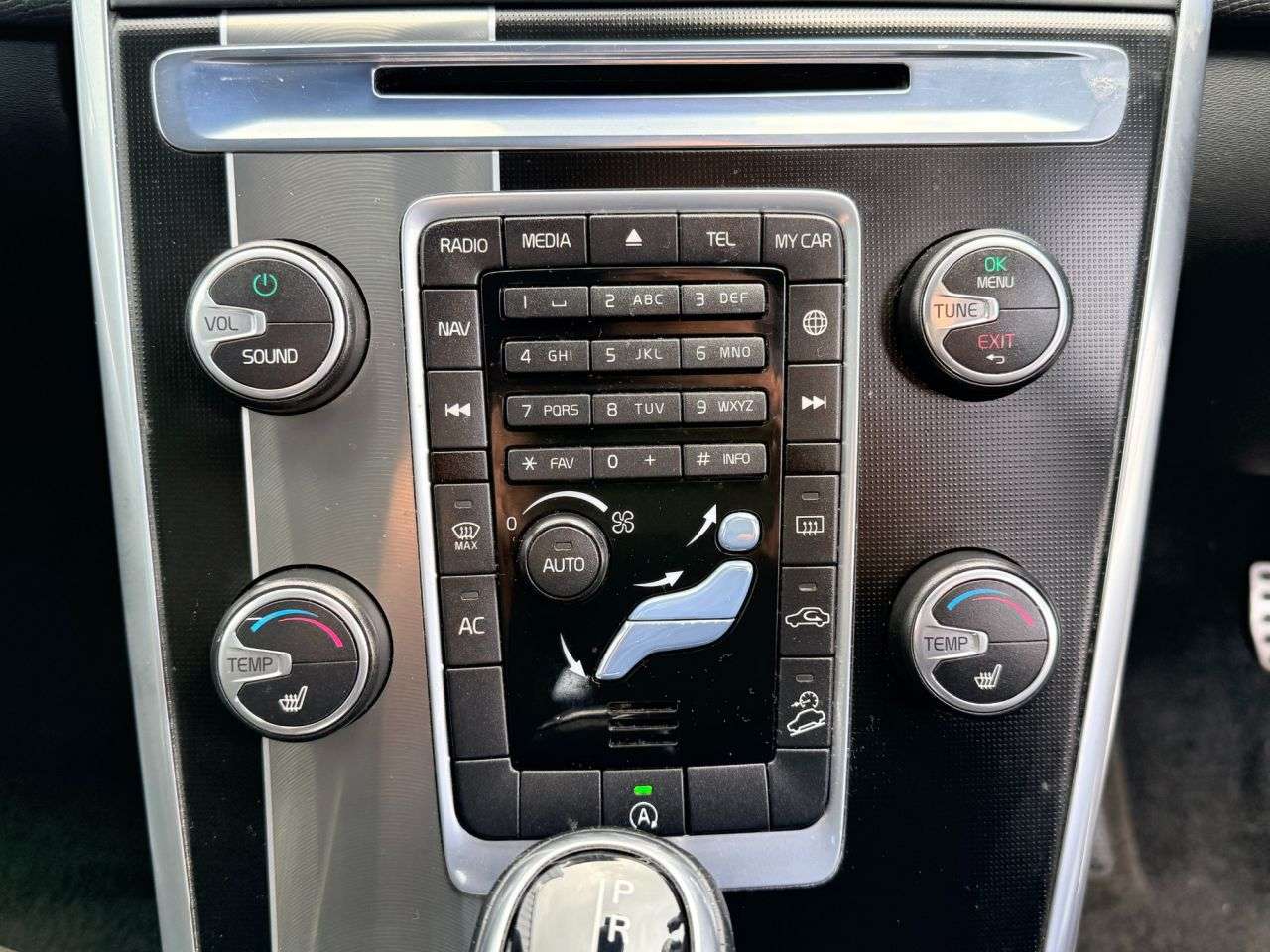 2016 VOLVO XC60 2016 VOLVO XC60