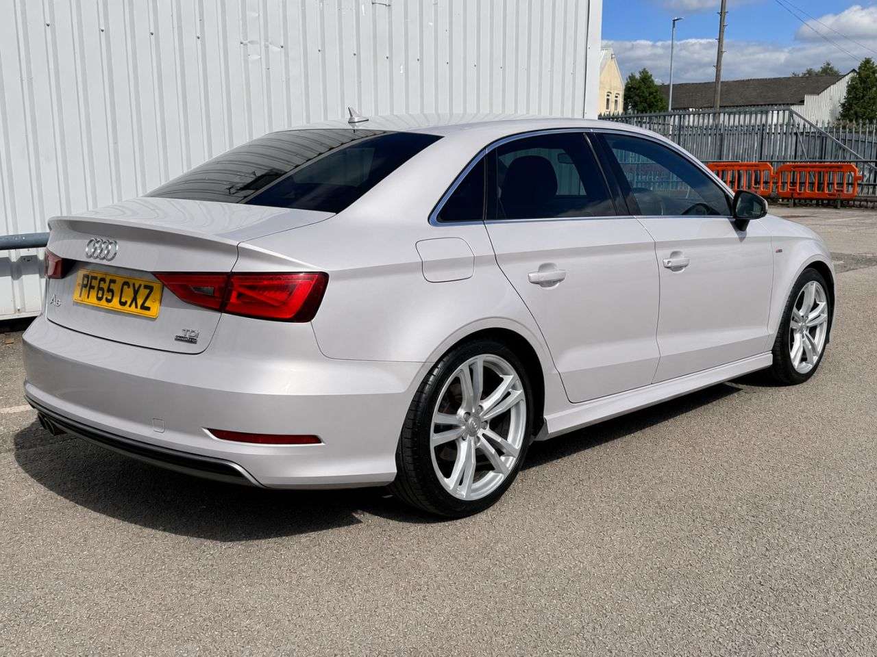 A 2015 AUDI A3 2.0 TDI S line Saloon 4dr Diesel Manual quattro Euro 6 (s/s) (Nav) (150 ps) A 2015 AUDI A3 2.0 TDI S line Saloon 4dr Diesel Manual quattro Euro 6 (s/s) (Nav) (150 ps)