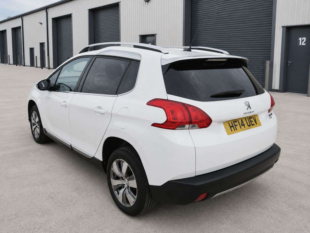 A 2014 PEUGEOT 2008 1.6 e-HDi Allure SUV 5dr Diesel EGC Euro 5 (s/s) (92 ps) 1 OWNER - FULL PEU A 2014 PEUGEOT 2008 1.6 e-HDi Allure SUV 5dr Diesel EGC Euro 5 (s/s) (92 ps) 1 OWNER - FULL PEU