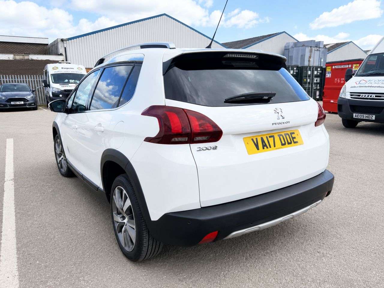 2017 PEUGEOT 2008 2017 PEUGEOT 2008