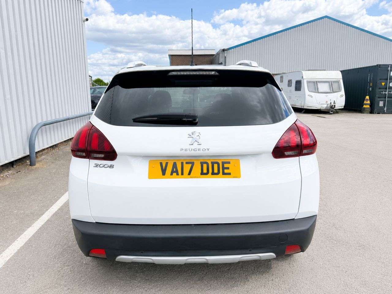 2017 PEUGEOT 2008 2017 PEUGEOT 2008