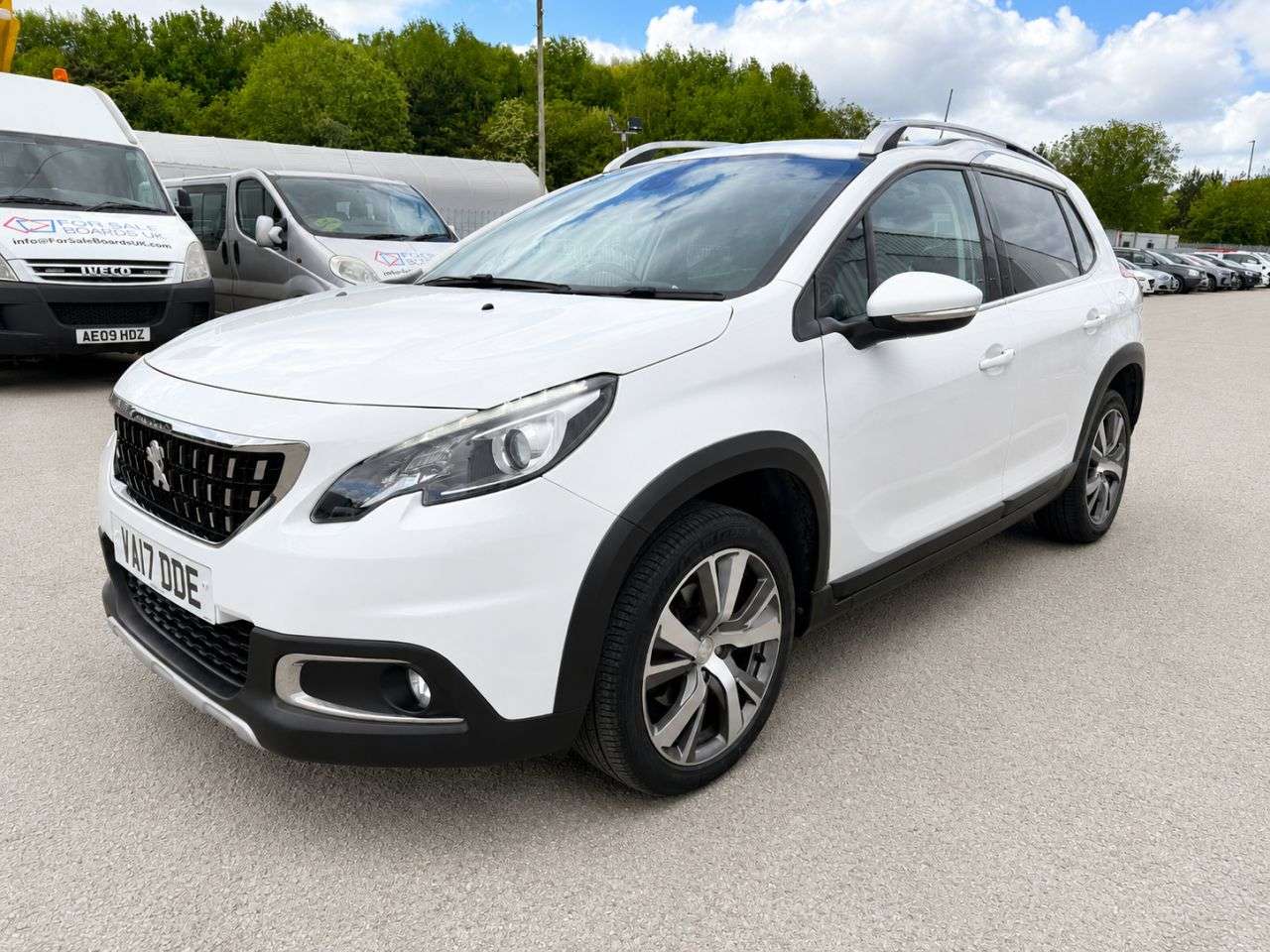 2017 PEUGEOT 2008 2017 PEUGEOT 2008