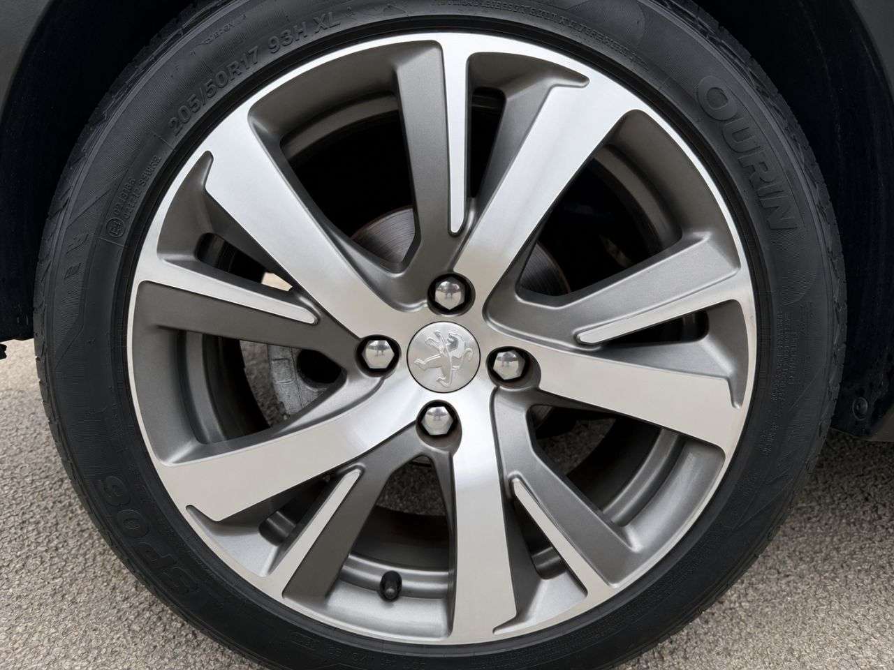 2017 PEUGEOT 2008 2017 PEUGEOT 2008