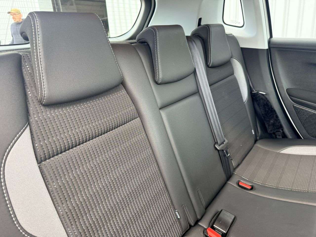 2017 PEUGEOT 2008 2017 PEUGEOT 2008