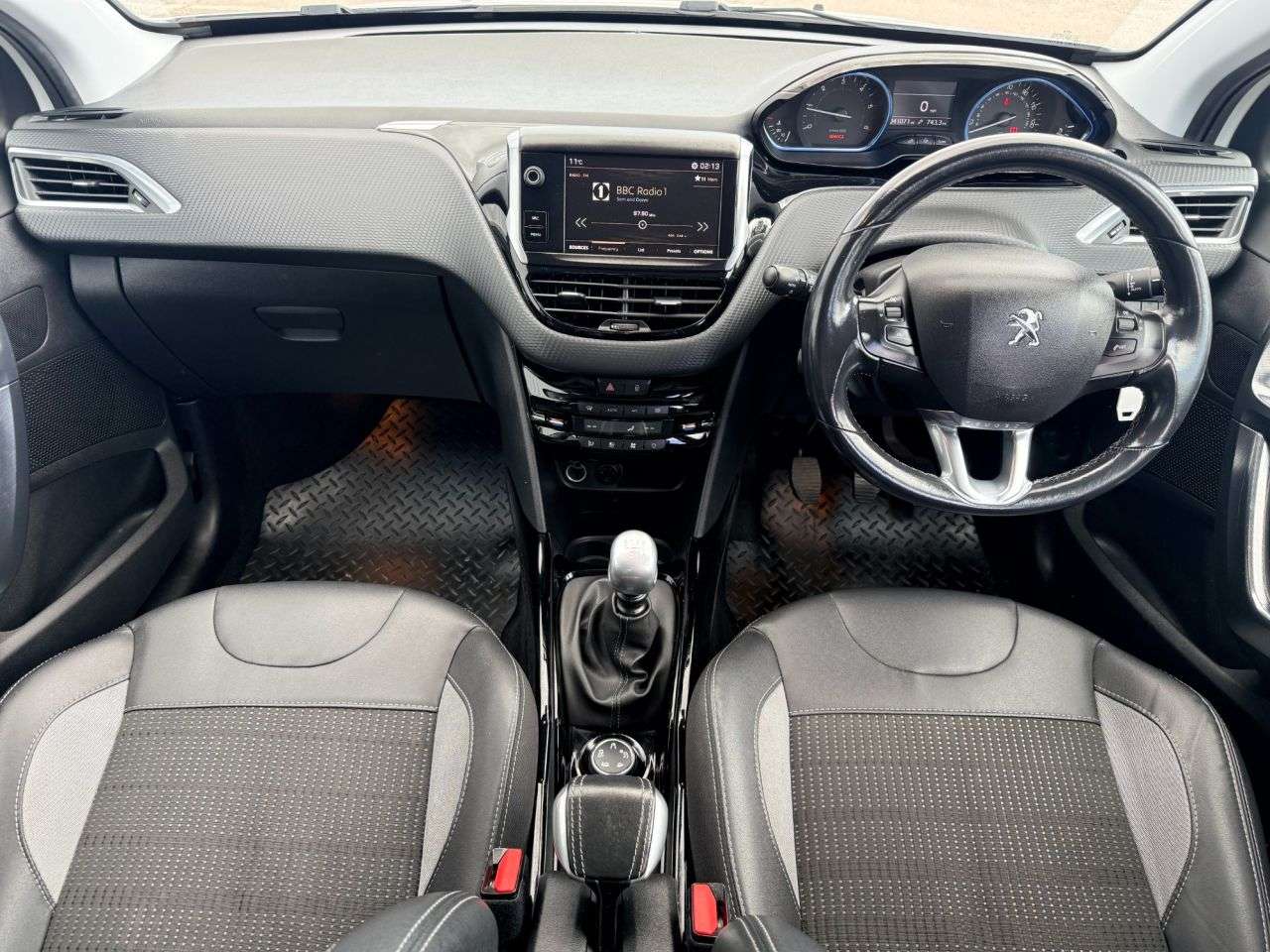2017 PEUGEOT 2008 2017 PEUGEOT 2008