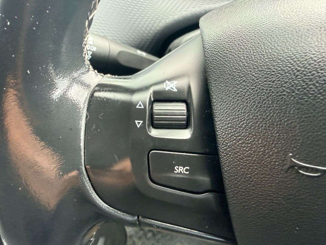 2017 PEUGEOT 2008 2017 PEUGEOT 2008