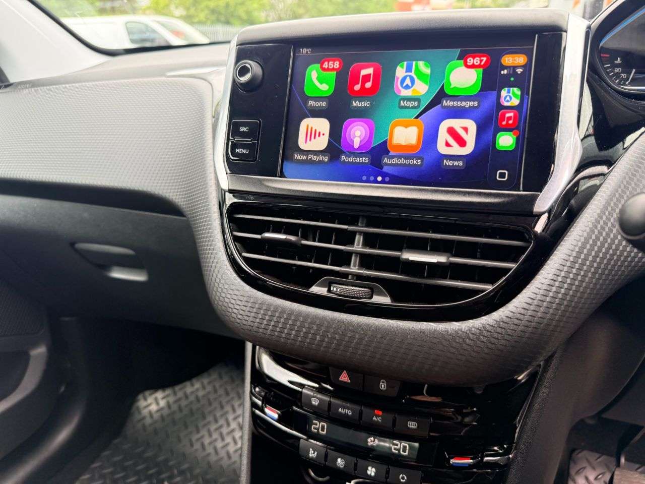 2017 PEUGEOT 2008 2017 PEUGEOT 2008